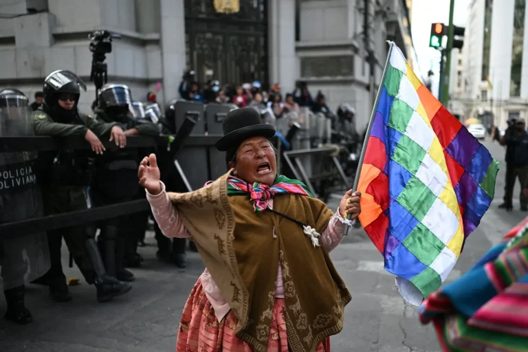 Crece la tensión en Bolivia: protestas desafían a Paz mientras busca atraer inversiones al litio