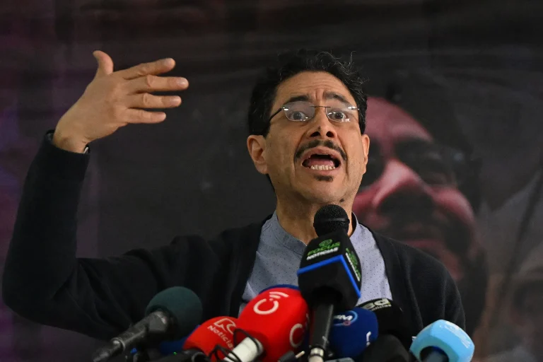 Cepeda retrocede sobre sus denuncias de irregularidades en el conteo electoral de Colombia