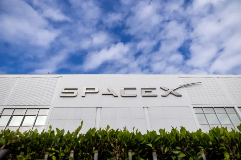 SpaceX busca vender acciones a u$s 135 y apunta a una IPO récord de u$s 75.000 millones