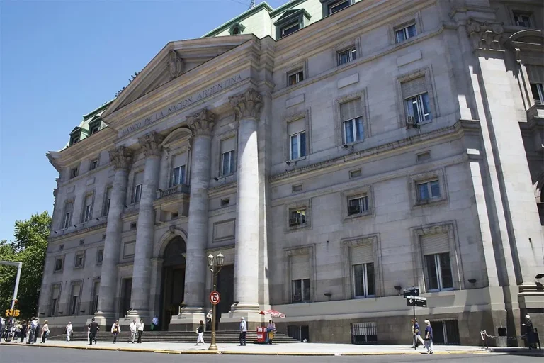 Milei enviará al Congreso una reforma para blindar la independencia del Banco Central y prohibir el financiamiento al Tesoro